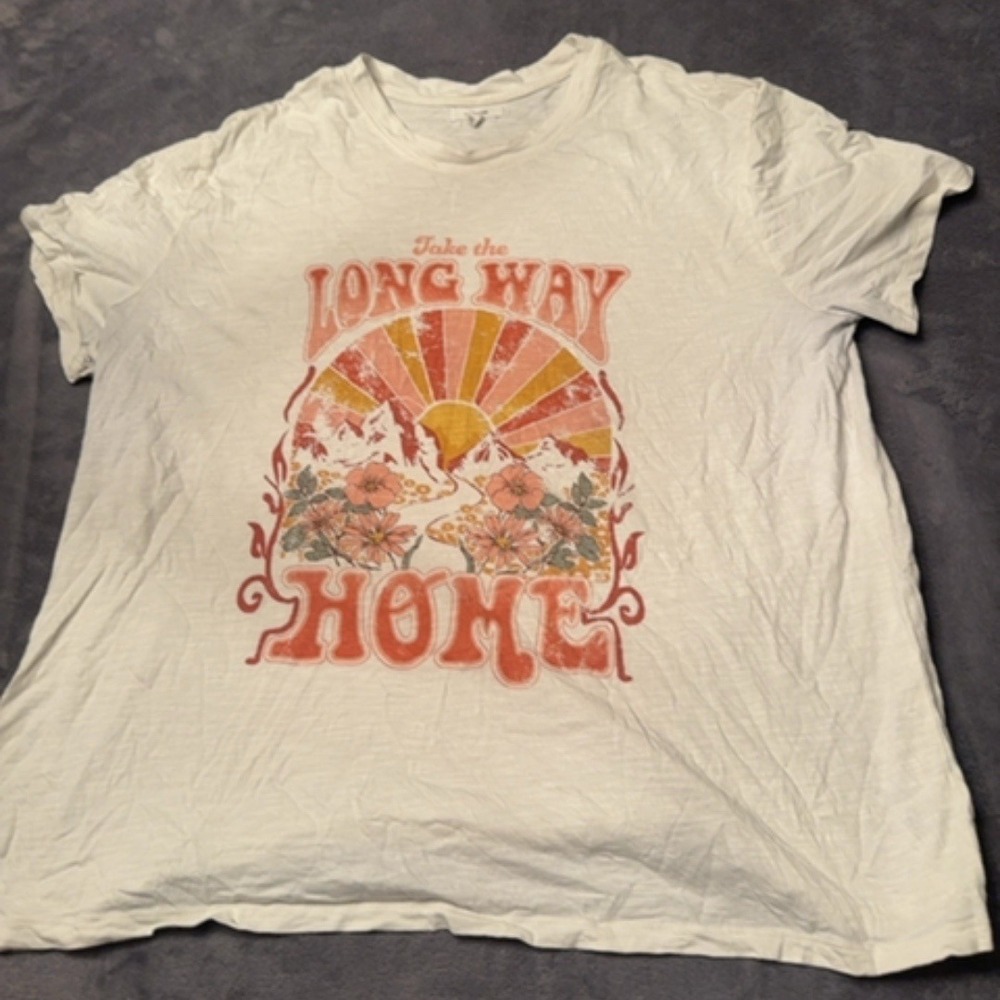Maurices T-Shirt Women XL White Graphic Print Casual Short Sleeve